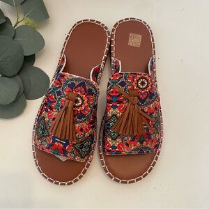 Boho Tassel Patterned Slip On Sandal